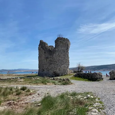 Διαμέρισμα Kim Starigrad Paklenica