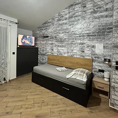 Kim Apartman *