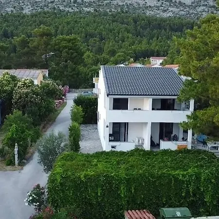 Kim * Starigrad-Paklenica